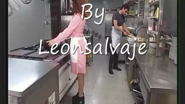 Καυτό πορνό χωρίς εγγραφή  Λεσβία χχχ 17 Όμορφη γλείφει το μουνί και τα πόδια του αγαπημένου του φίλου
