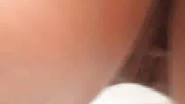 Καυτό πορνό χωρίς εγγραφή  Busty ώριμη γυναίκα πειράζουν και να κάνουν σεξ με έναν νεαρό άνδρα στο σπίτι χχχ μ