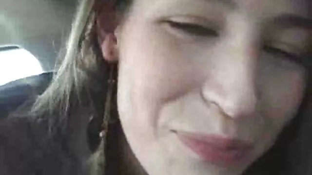 Καυτό πορνό χωρίς εγγραφή  Δύο γυναίκες που κάνουν σεξ με τους άνδρες και το πιπίλισμα του χχχ λεσβιαν πέους τους από την εύνοια του