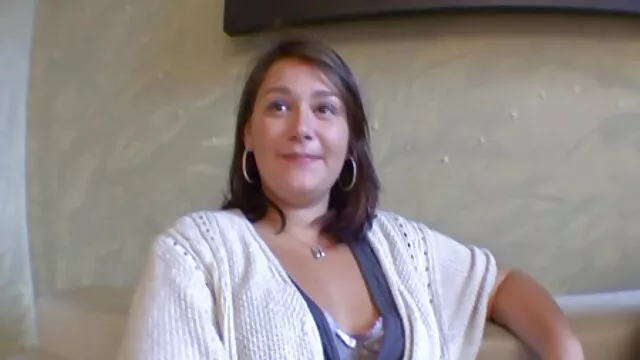 Καυτό πορνό χωρίς εγγραφή  Νεαρός σεξ με busty δωρεαν χχχ μελαχρινή σε κάλτσες