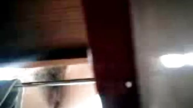 Καυτό πορνό χωρίς εγγραφή  Οι γκέι χχχ χοτ άντρες ηλικίας 18 χαριτωμένο παίρνει σέξι με στοιχεία της κυριαρχίας